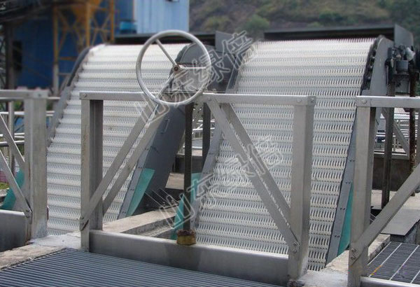 Mechanical Grille Waste Water Filtering Rake Bar Screen