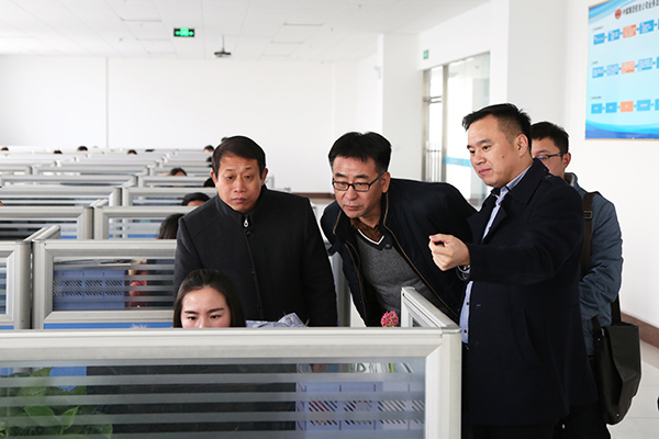   Warmly Welcome leaders of Cross-Border E-Commerce Association of Shandong Province to Visit Shandong Lvbei for Guidance