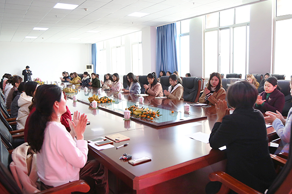 Shandong Lvbei Hold A Symposium To Celebrate The March 8 Women's Day