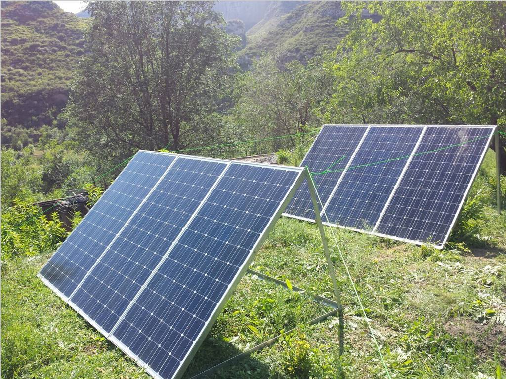 Method For Reducing Solar Panel Efficiency Loss