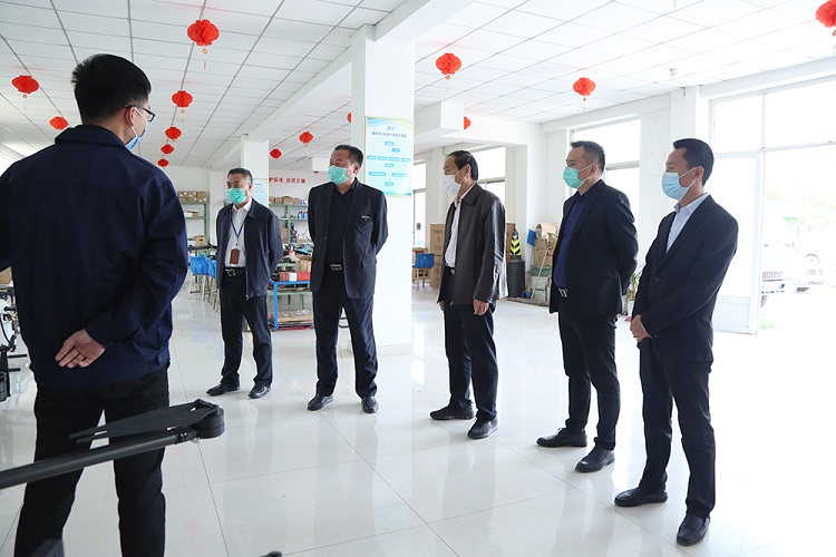 Warm welcome Jining High-tech Zone Private Enterprise Service Team Leaders visited Shandong Lvbei