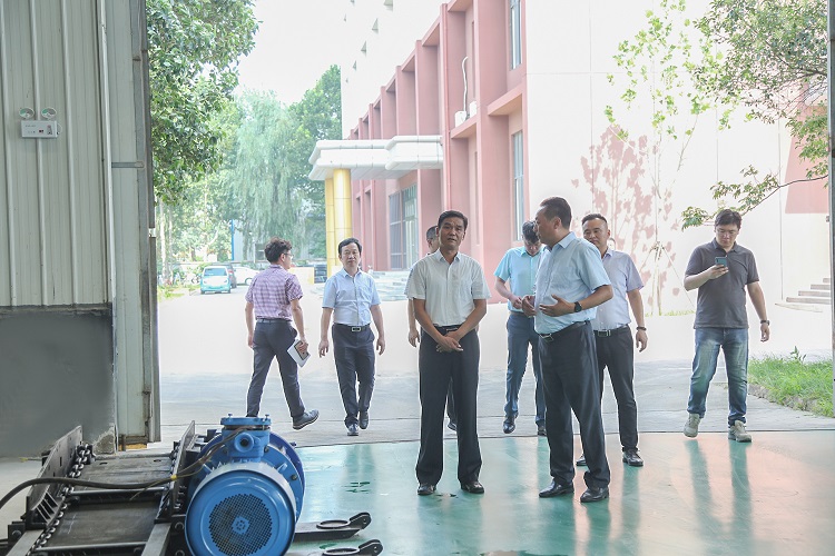 Warmly Welcome The Leaders Of Jining High-End Equipment Industry Research Group To Visit Shandong Lvbei 
